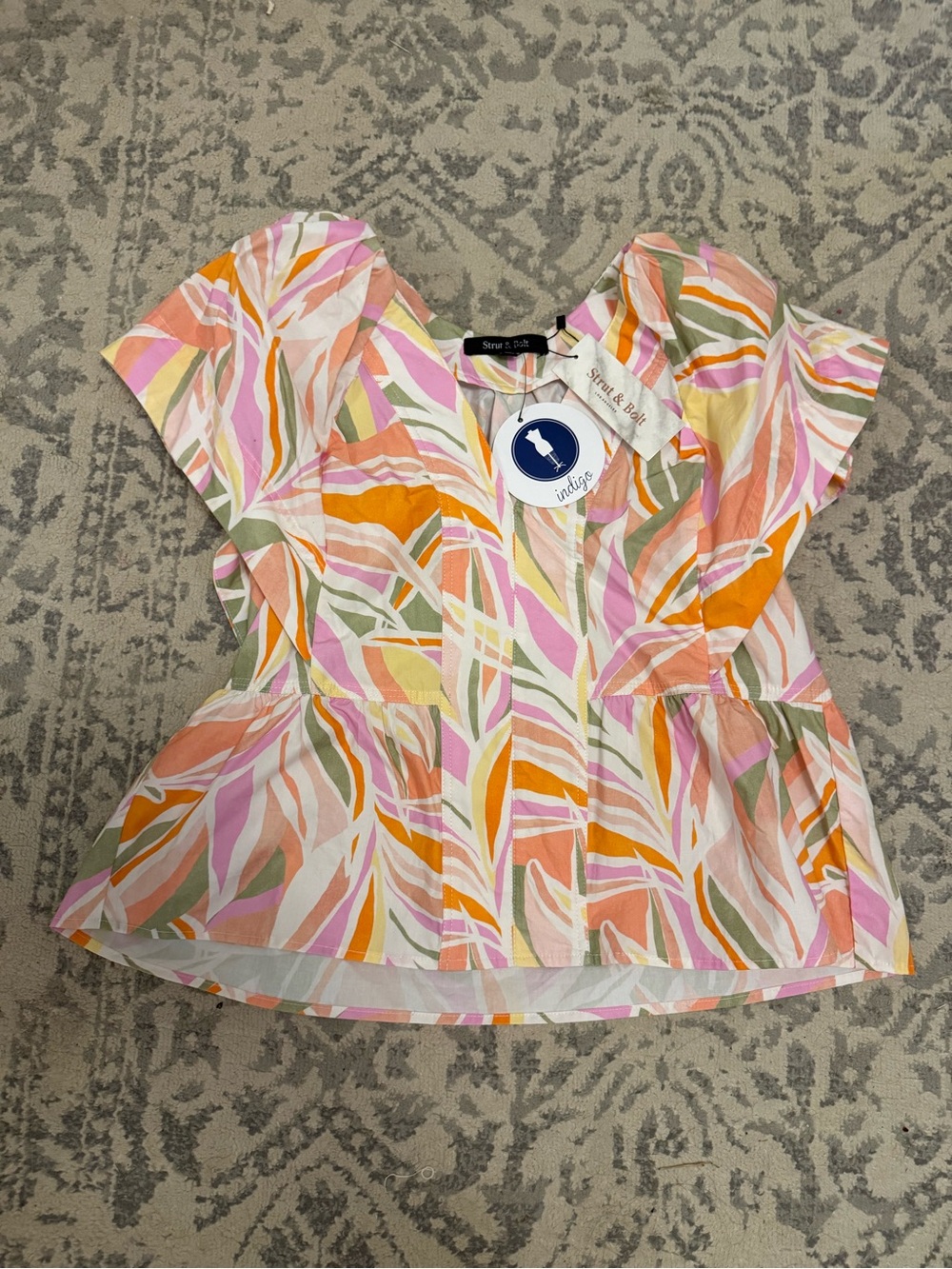 Patterned top